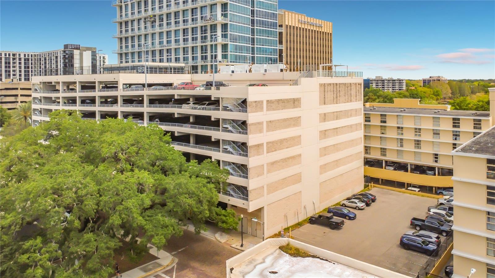 151 E WASHINGTON ST #611, ORLANDO, FL, 32801