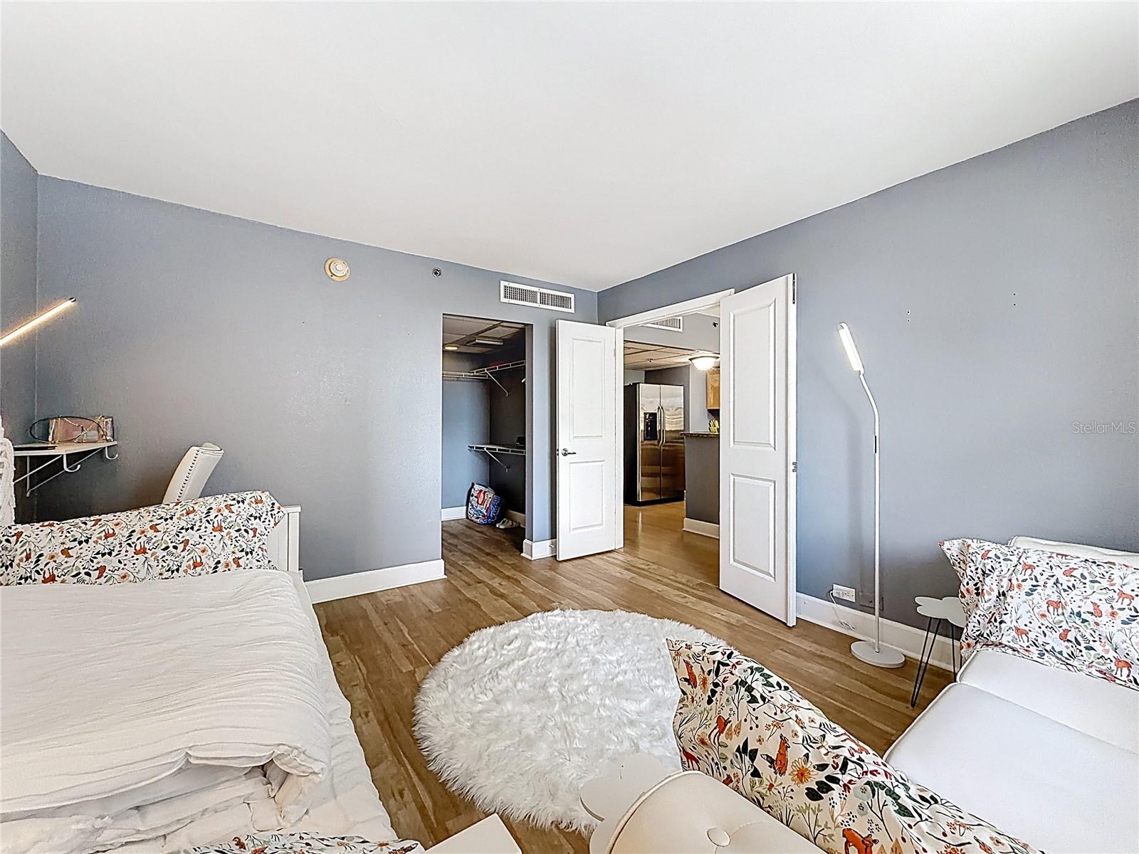 151 E WASHINGTON ST #611, ORLANDO, FL, 32801
