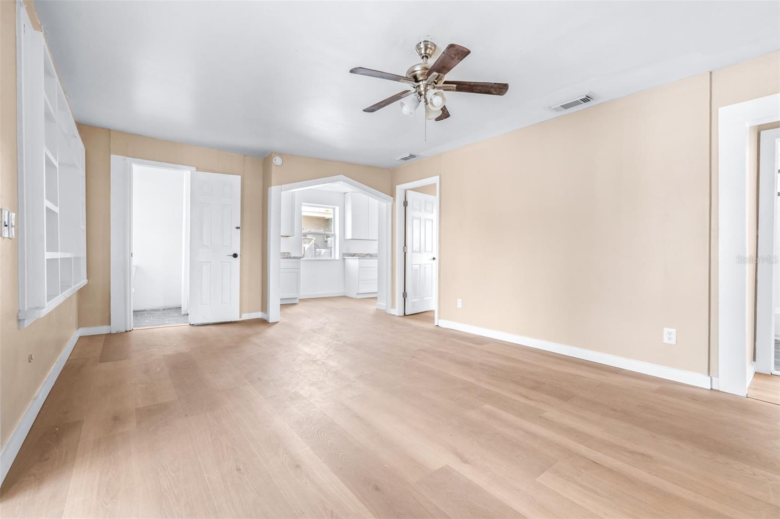 217 NW 4TH AVE, MULBERRY, FL, 33860