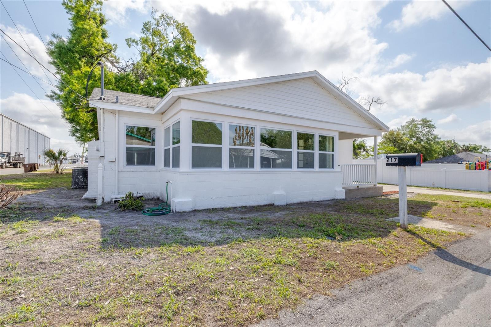 217 NW 4TH AVE, MULBERRY, FL, 33860
