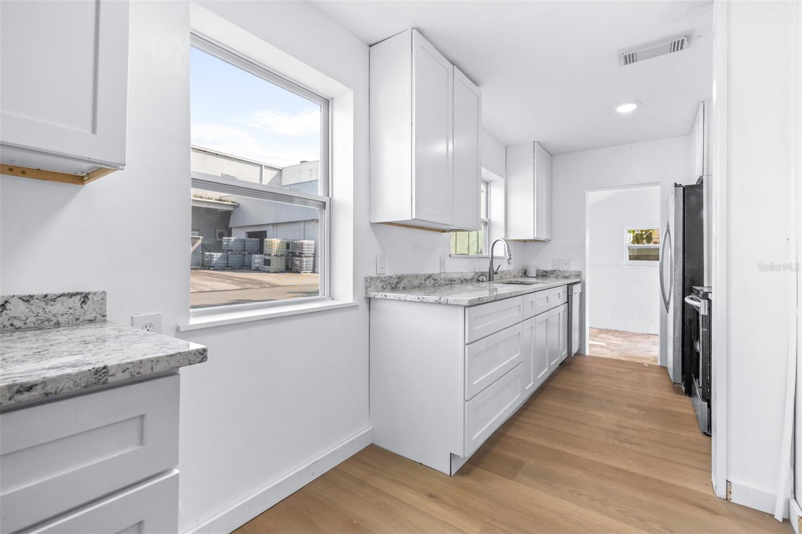217 NW 4TH AVE, MULBERRY, FL, 33860