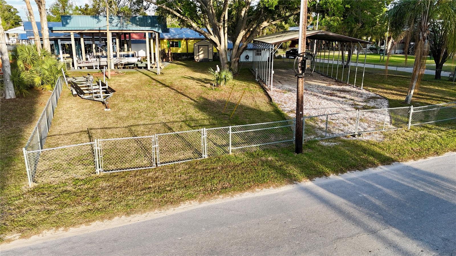 249 SE 228 ST, SUWANNEE, FL, 32692