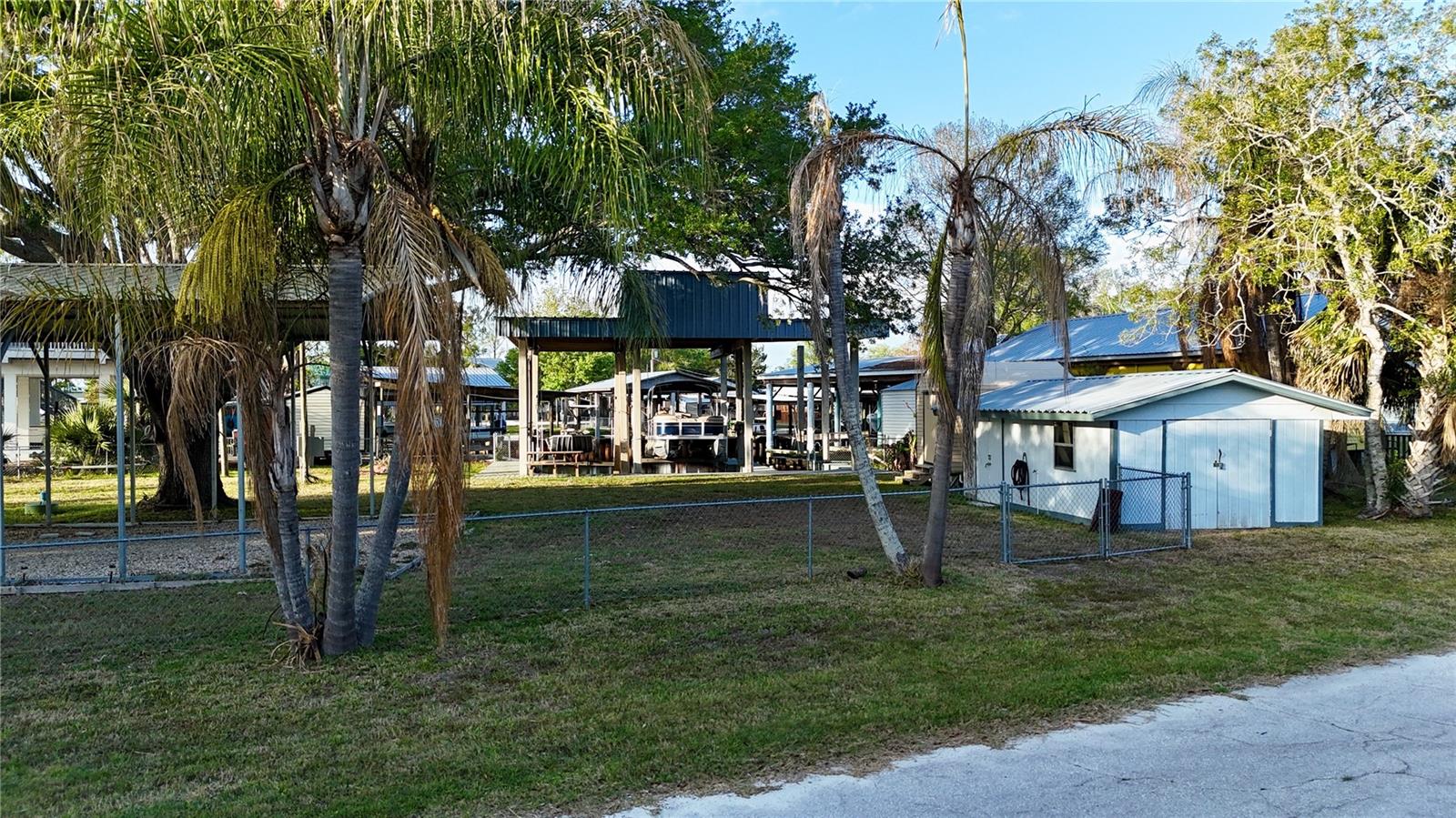 249 SE 228 ST, SUWANNEE, FL, 32692