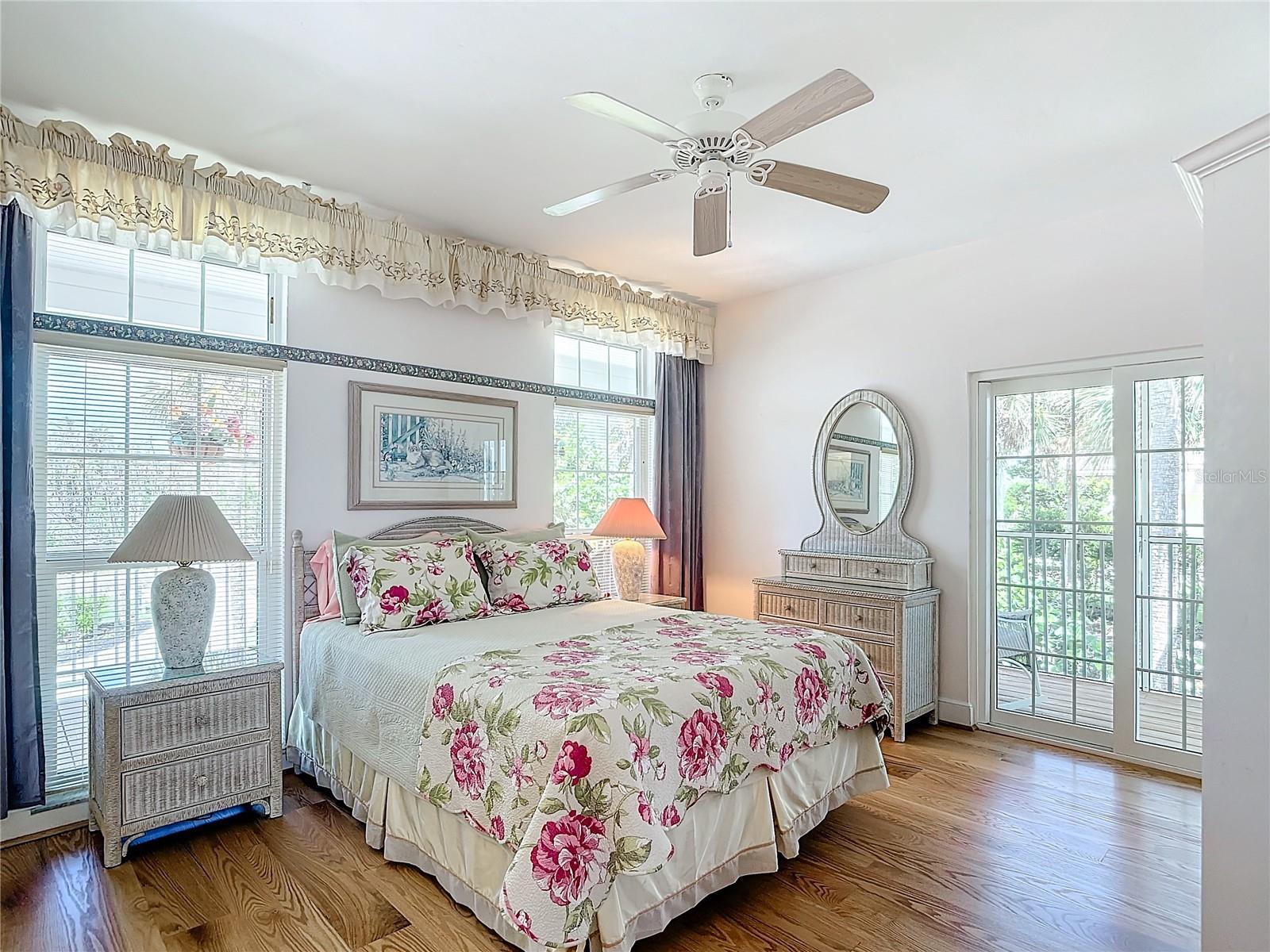 6351 SANIBEL CAPTIVA RD, SANIBEL, FL, 33957