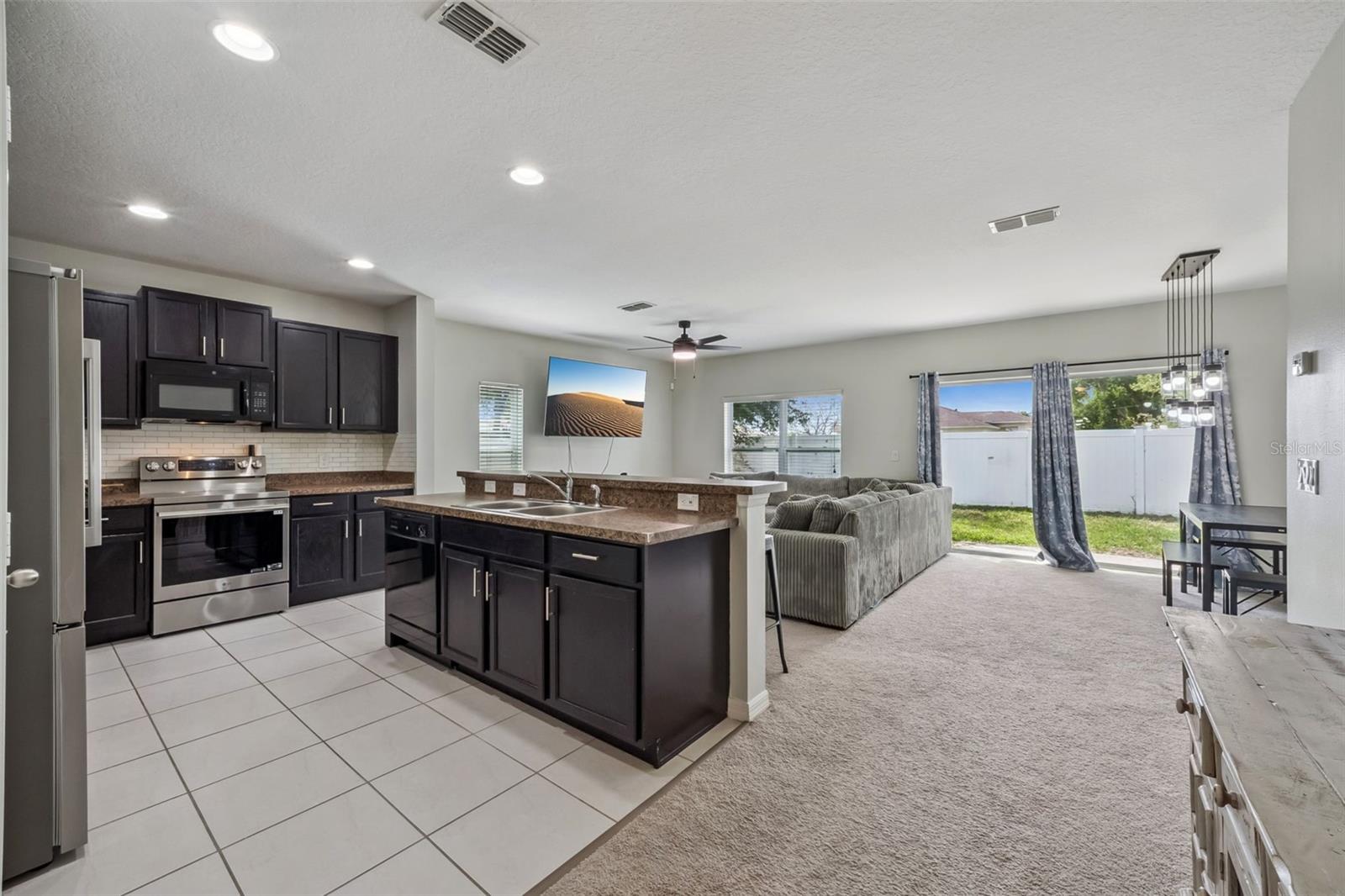 240 WHISPERING PINES WAY, DAVENPORT, FL, 33837