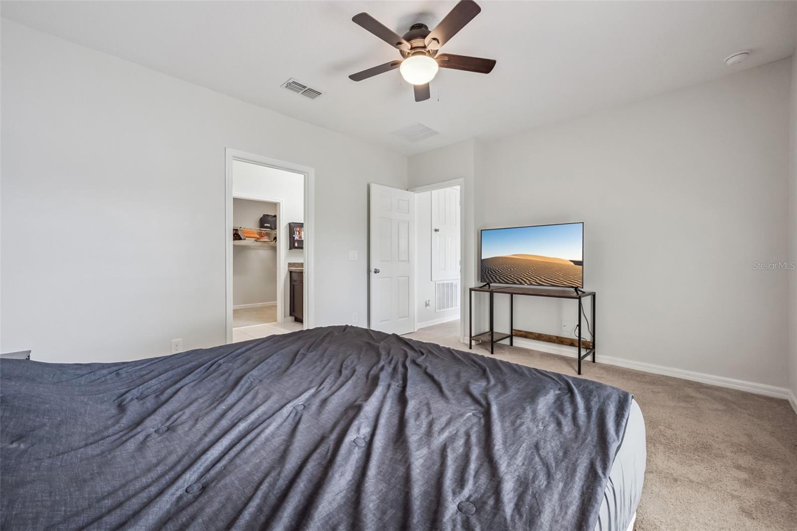 240 WHISPERING PINES WAY, DAVENPORT, FL, 33837