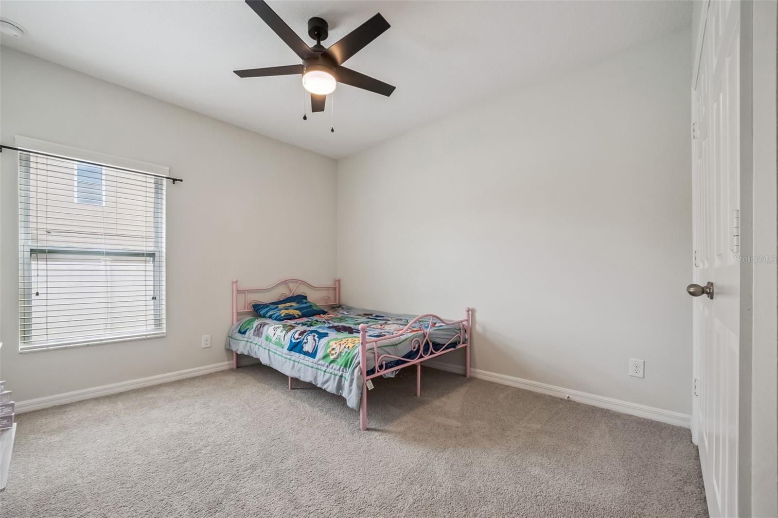 240 WHISPERING PINES WAY, DAVENPORT, FL, 33837