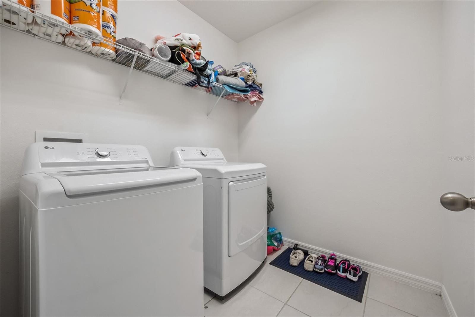 240 WHISPERING PINES WAY, DAVENPORT, FL, 33837