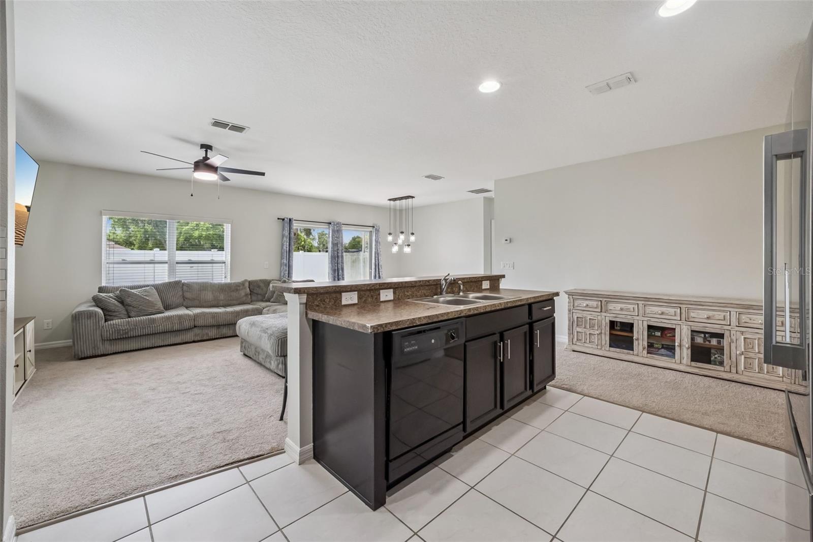 240 WHISPERING PINES WAY, DAVENPORT, FL, 33837