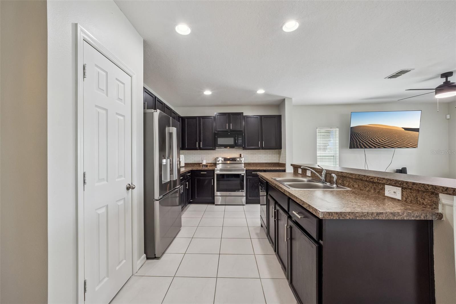 240 WHISPERING PINES WAY, DAVENPORT, FL, 33837