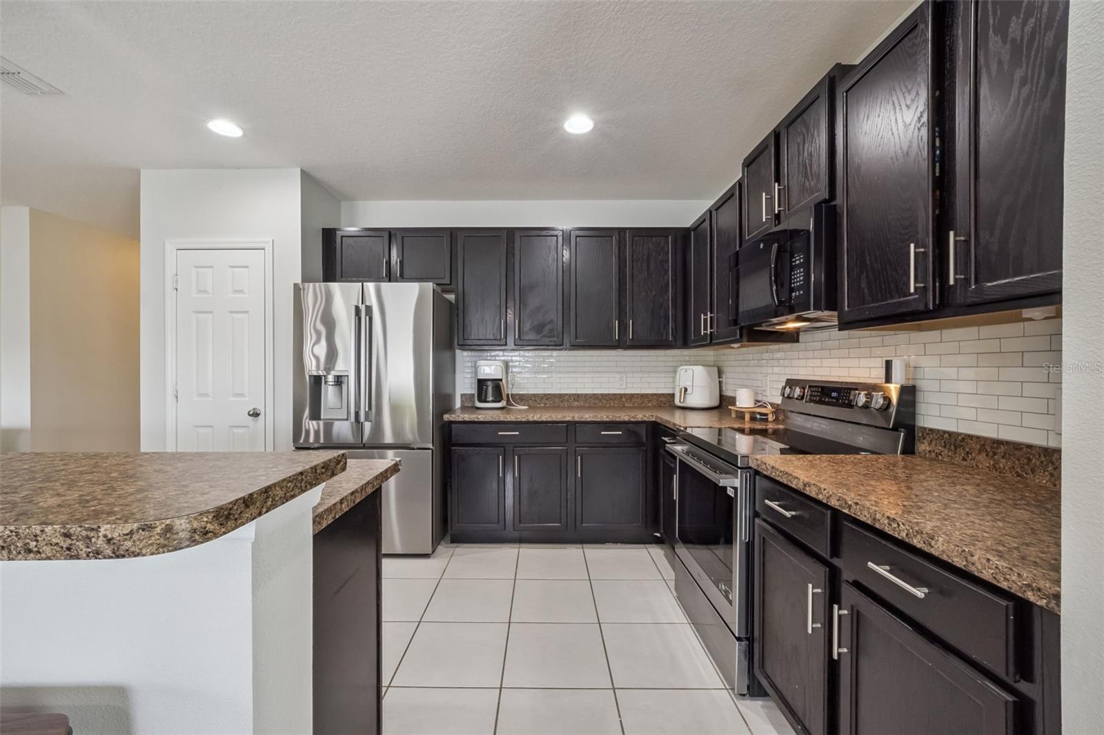 240 WHISPERING PINES WAY, DAVENPORT, FL, 33837