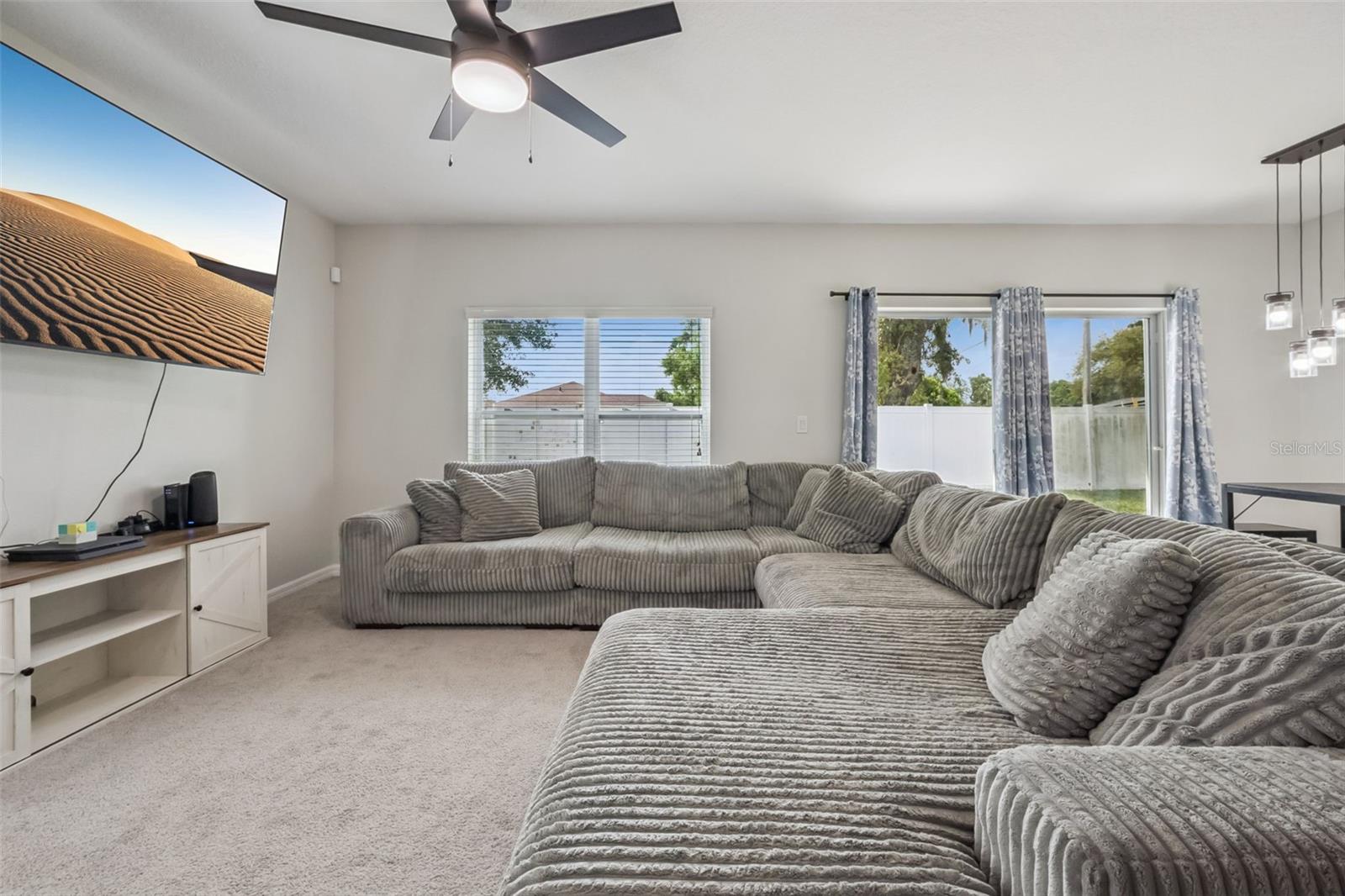 240 WHISPERING PINES WAY, DAVENPORT, FL, 33837