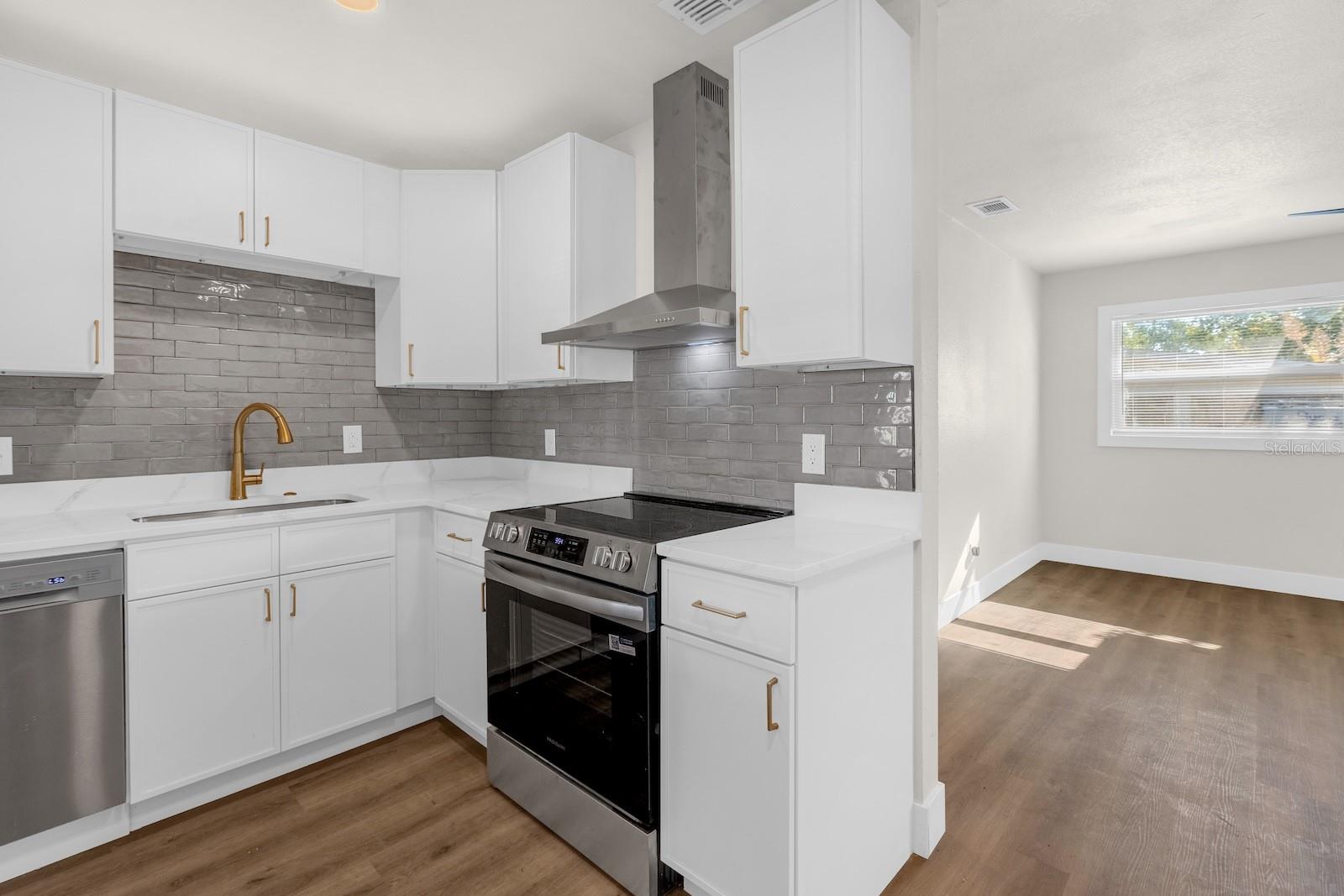 206 WOODMERE BLVD, SANFORD, FL, 32773