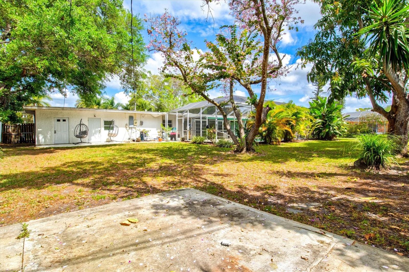 214 GAINES AVE, SARASOTA, FL, 34243