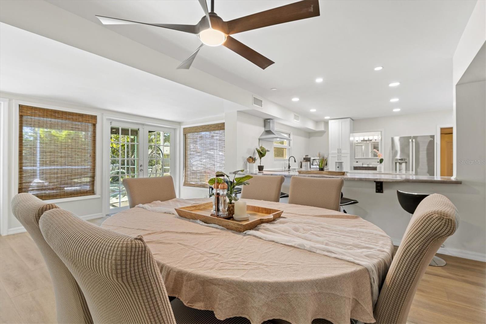 214 GAINES AVE, SARASOTA, FL, 34243