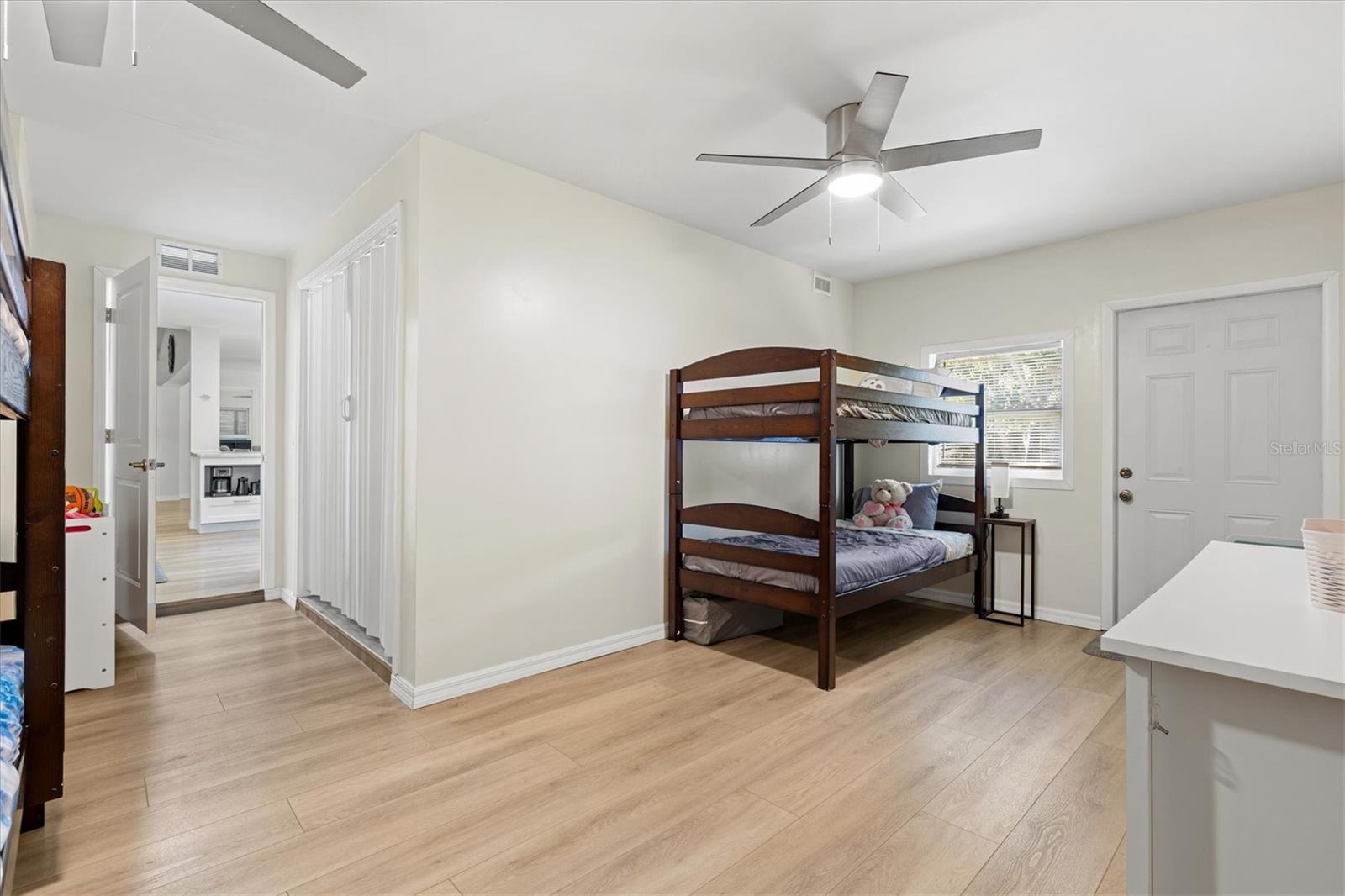 214 GAINES AVE, SARASOTA, FL, 34243