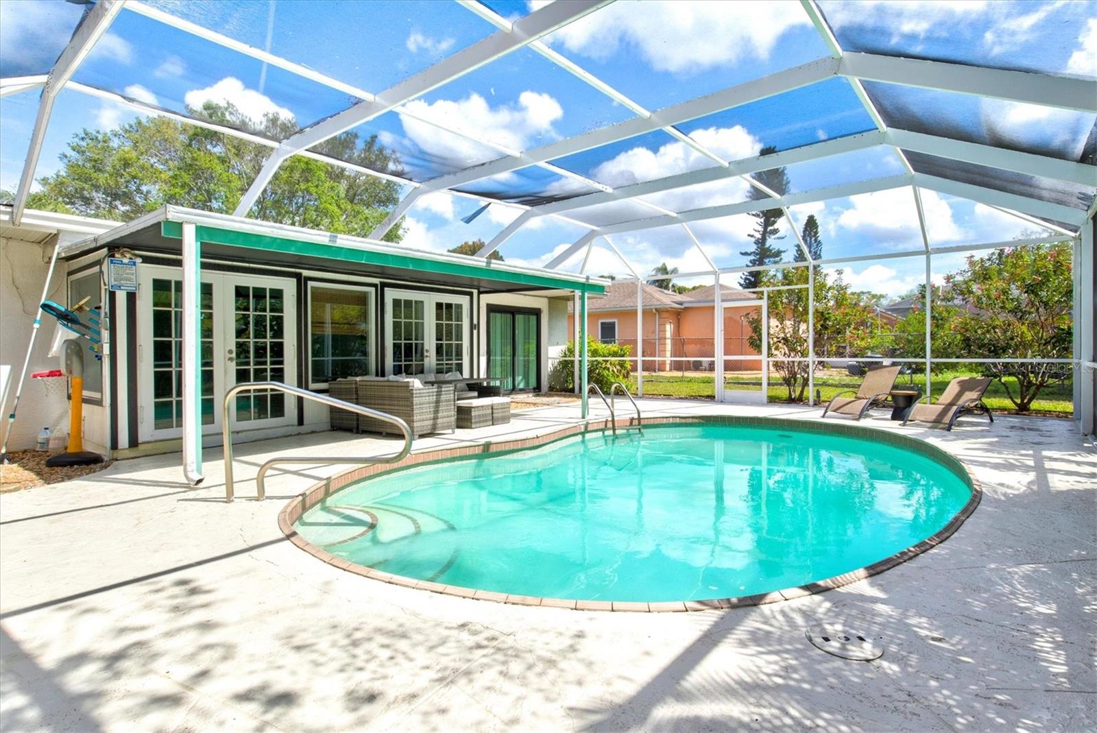 214 GAINES AVE, SARASOTA, FL, 34243