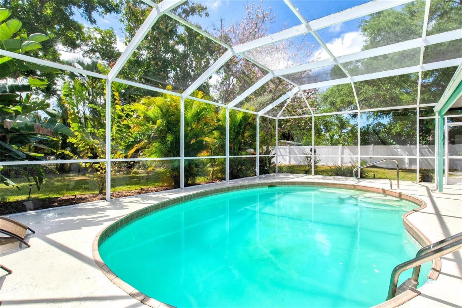 214 GAINES AVE, SARASOTA, FL, 34243