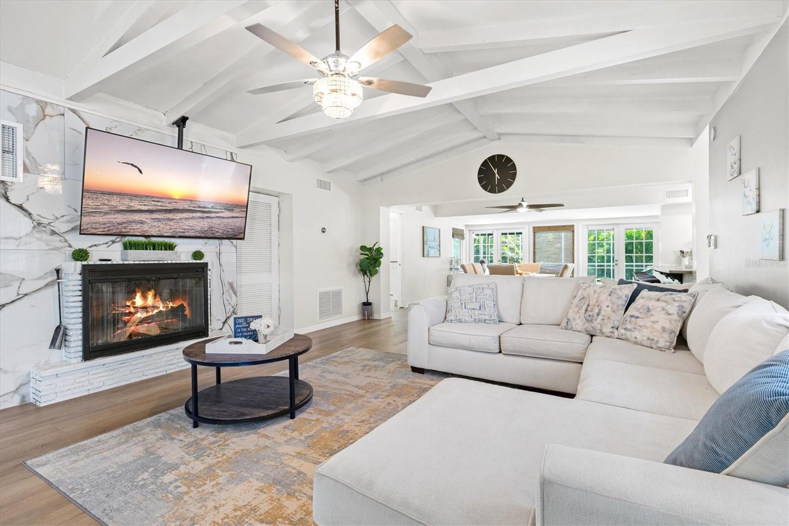 214 GAINES AVE, SARASOTA, FL, 34243