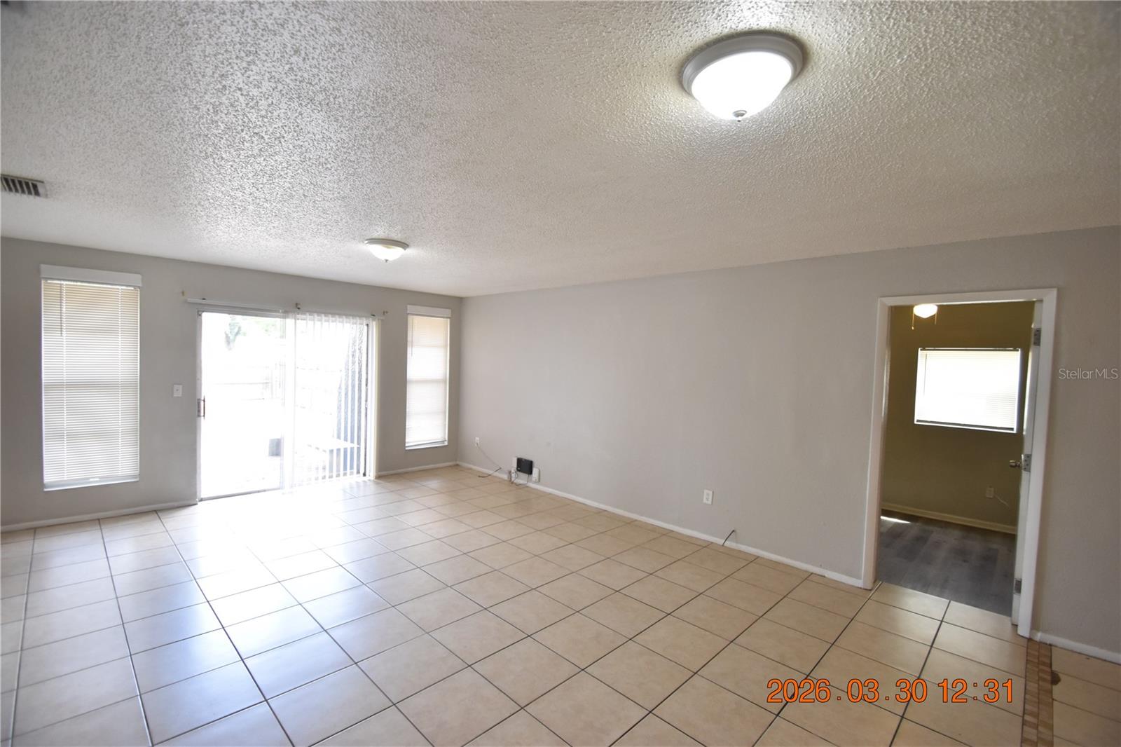 2014 E LINEBAUGH AVE, TAMPA, FL, 33612