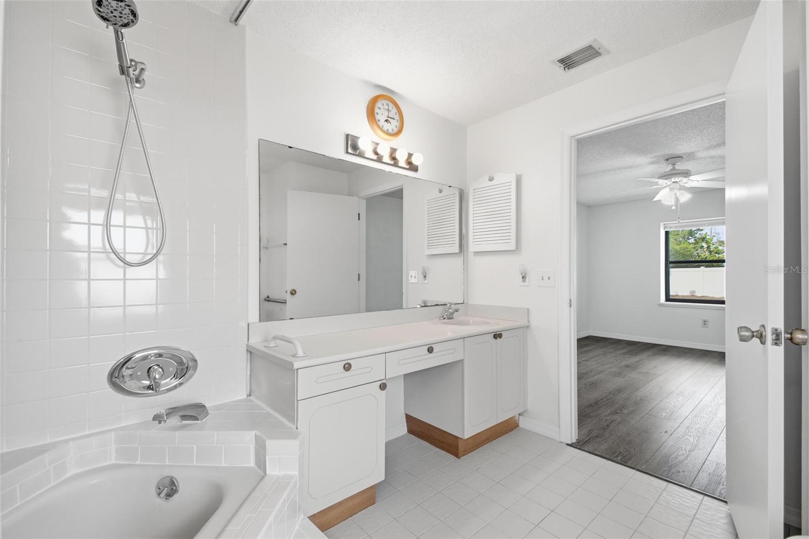 34 WOOD HAVEN DR, PALM COAST, FL, 32164