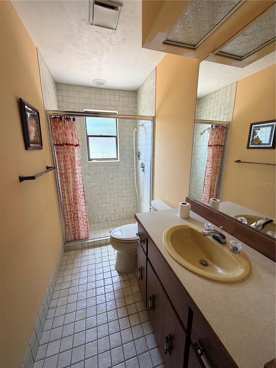 576 PELICAN BAY DR, DAYTONA BEACH, FL, 32119