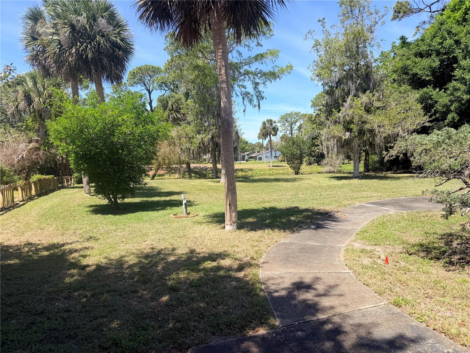 576 PELICAN BAY DR, DAYTONA BEACH, FL, 32119