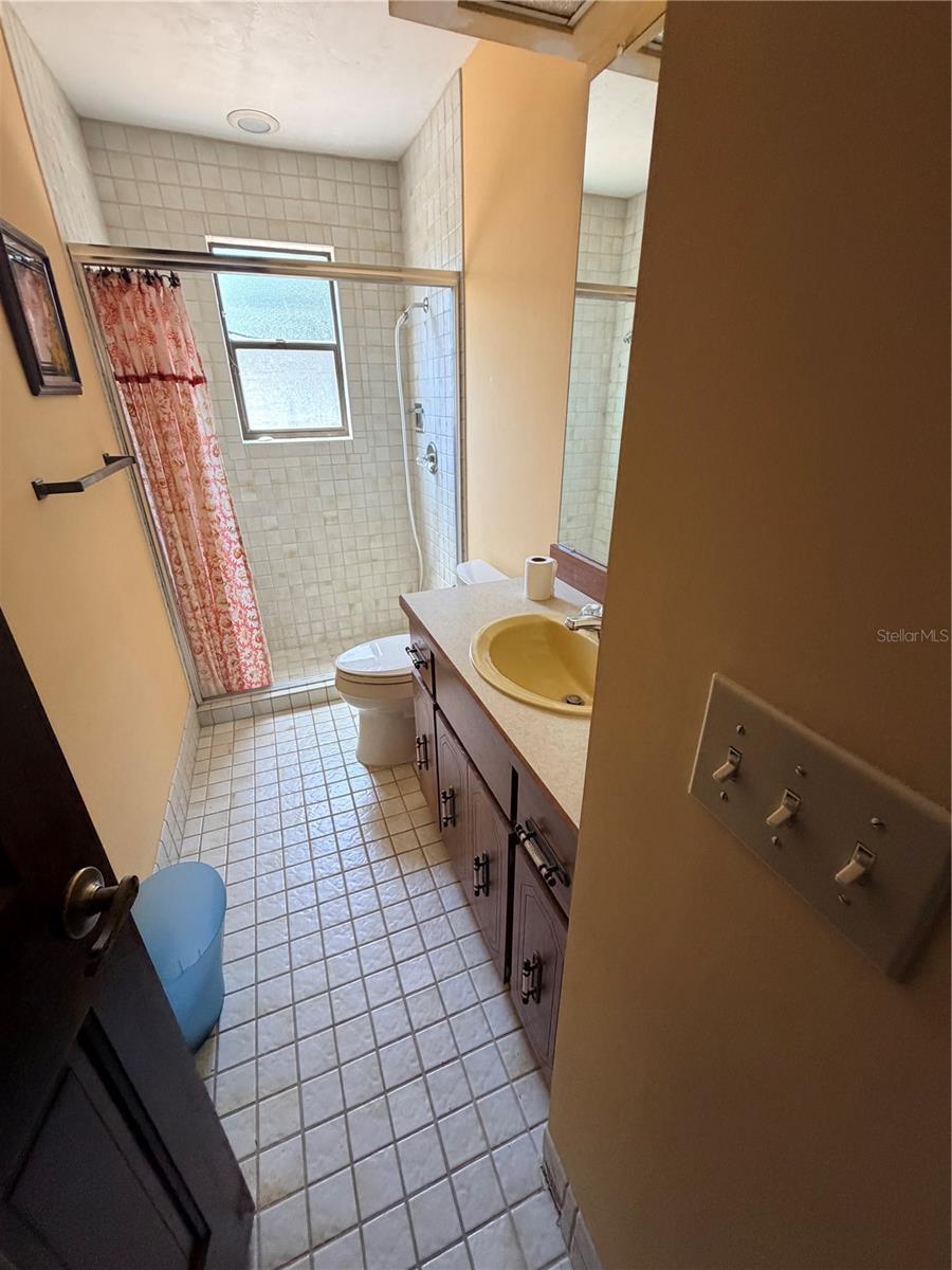 576 PELICAN BAY DR, DAYTONA BEACH, FL, 32119
