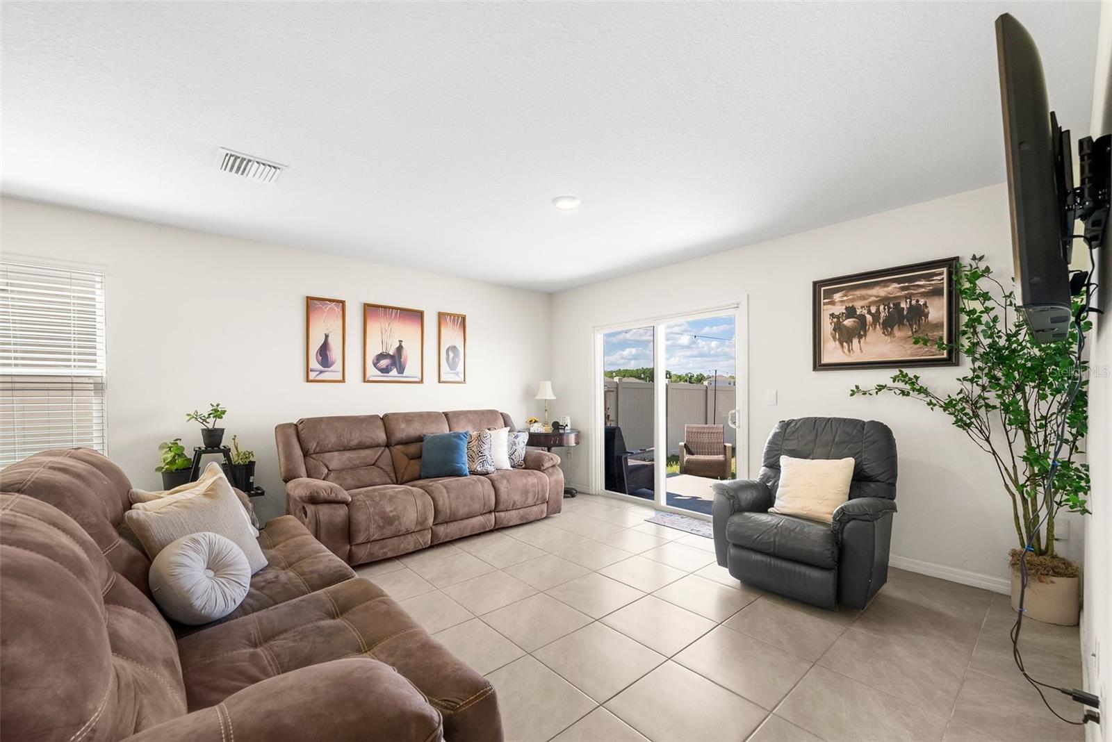 24672 NW 11TH PL, NEWBERRY, FL, 32669