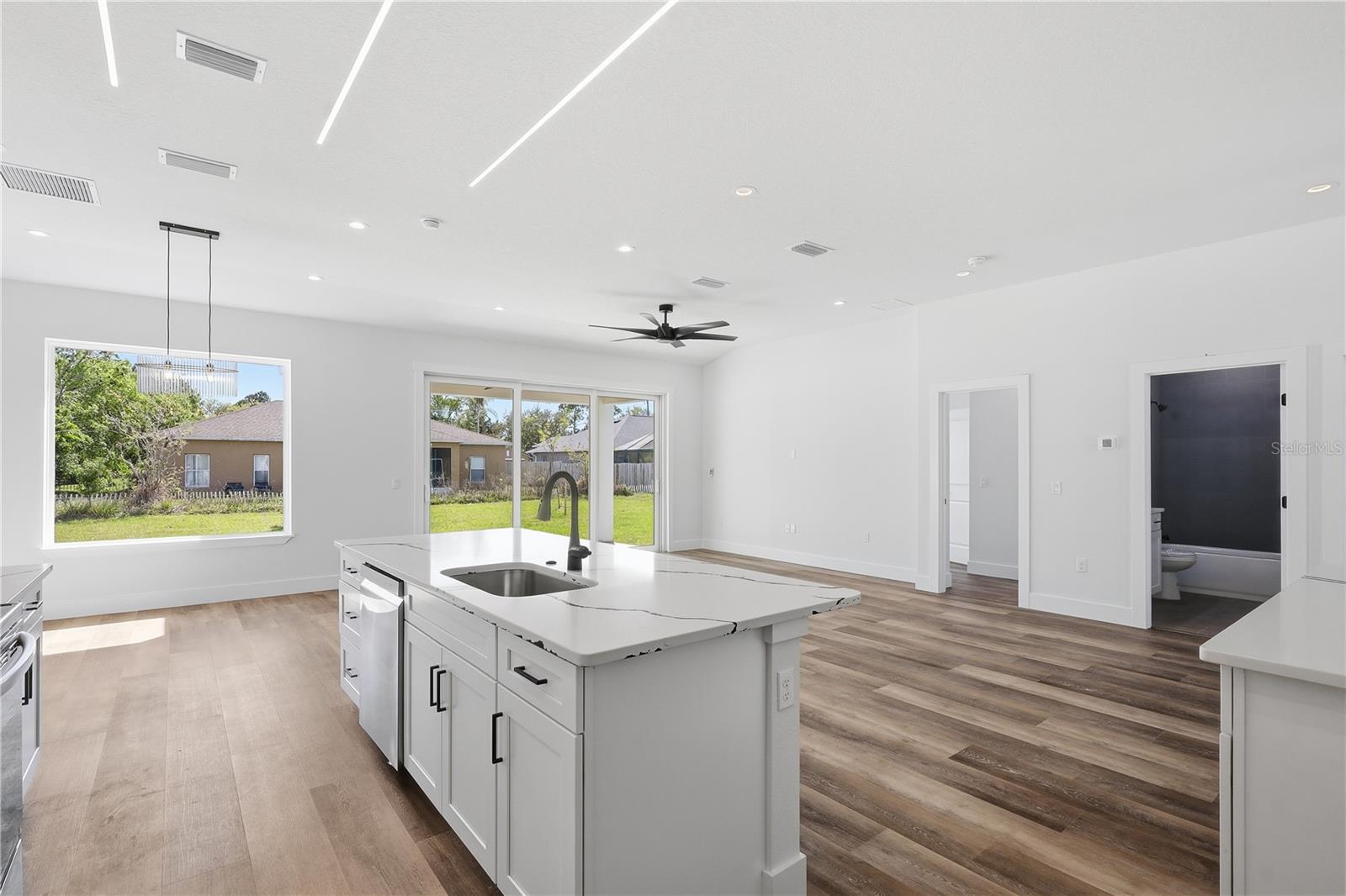 21 BUTTERMILK DR, PALM COAST, FL, 32137