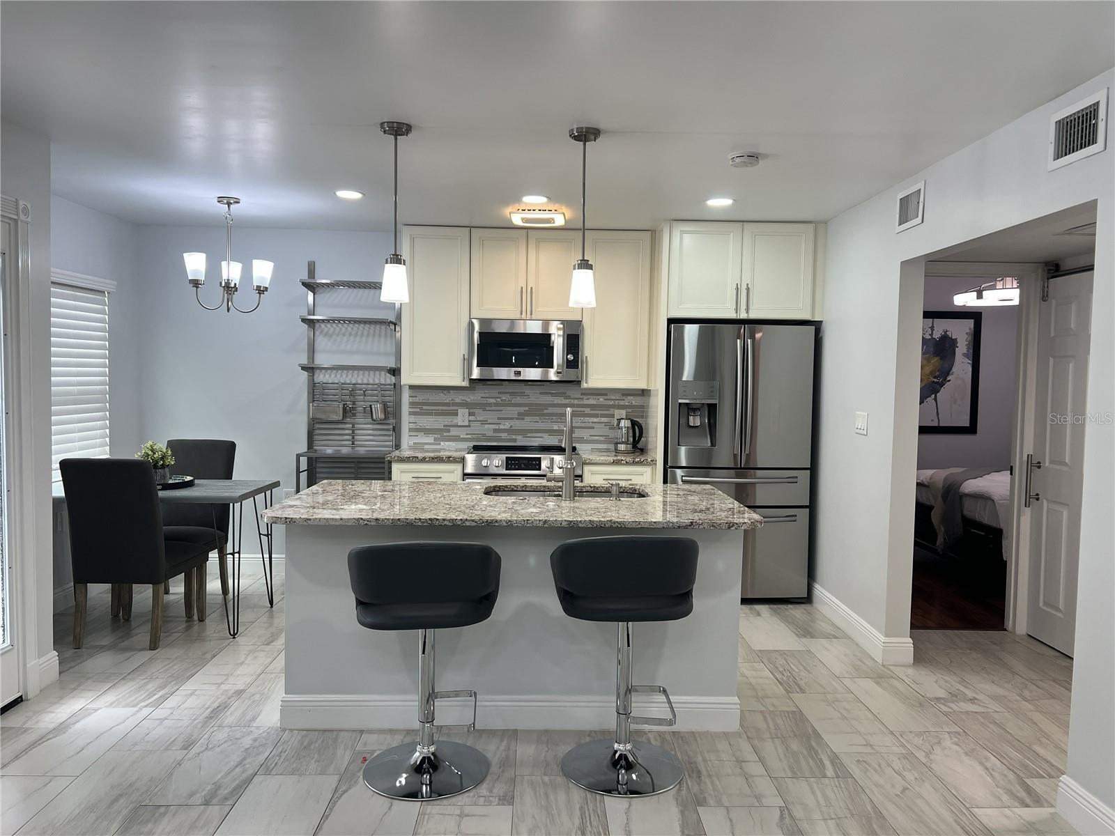 1742 8TH ST, SARASOTA, FL, 34236