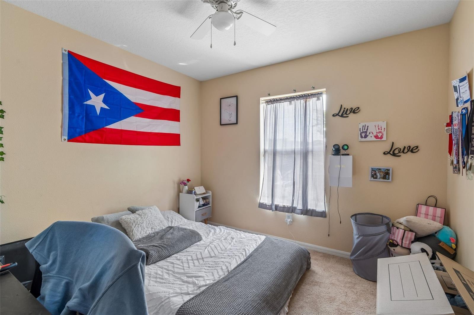 2401 SILVERMOSS DR, WESLEY CHAPEL, FL, 33544
