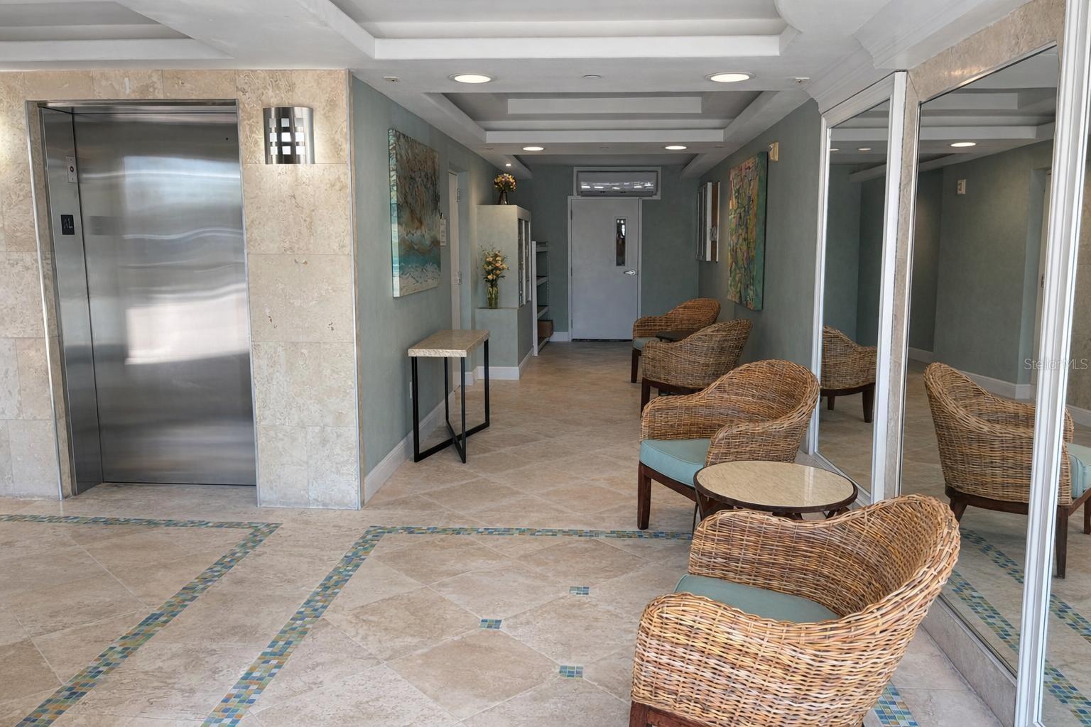 420 HARDING AVE #301, COCOA BEACH, FL, 32931