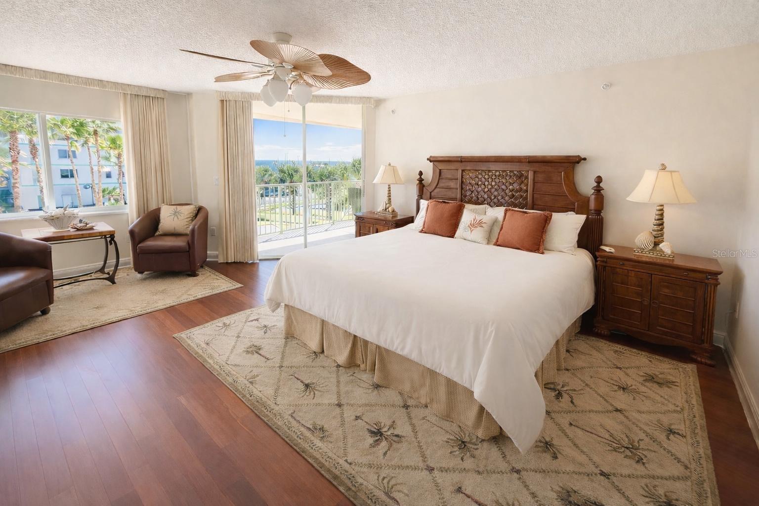 420 HARDING AVE #301, COCOA BEACH, FL, 32931
