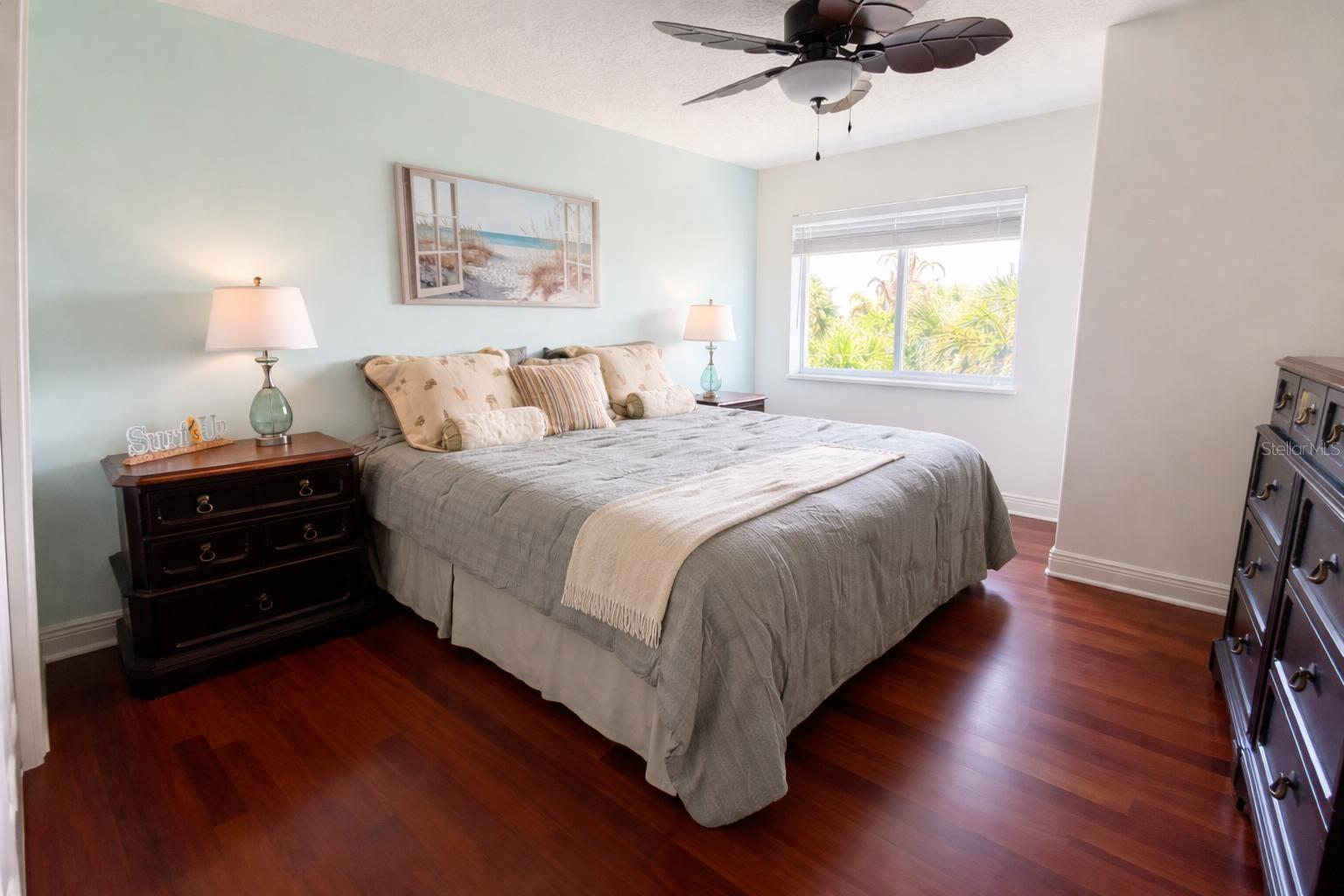 420 HARDING AVE #301, COCOA BEACH, FL, 32931
