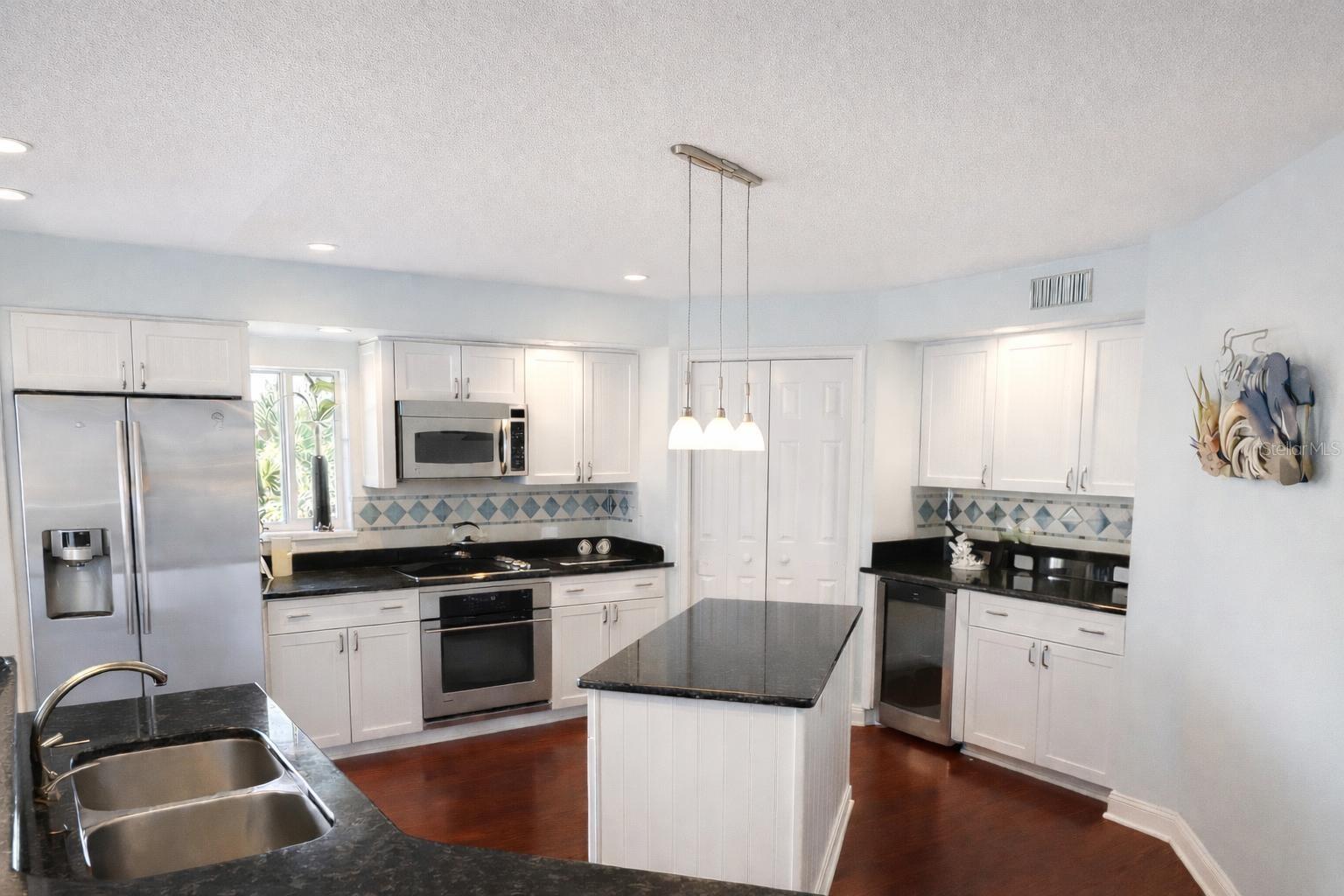 420 HARDING AVE #301, COCOA BEACH, FL, 32931