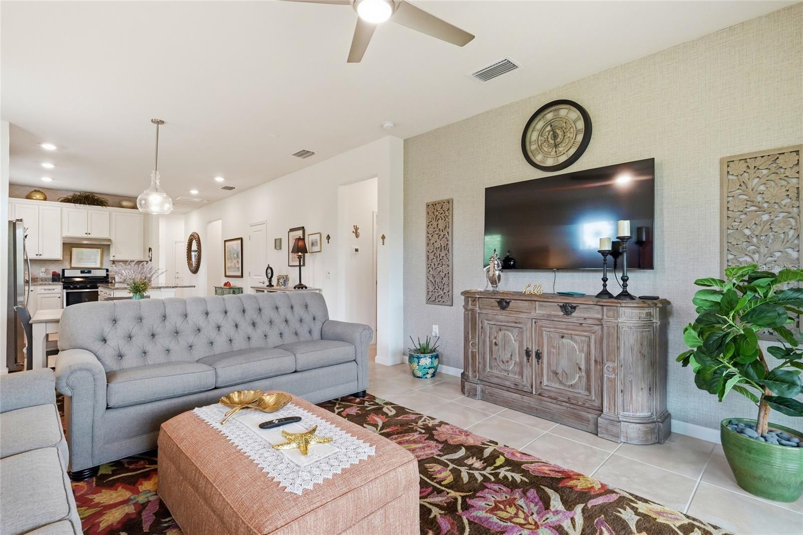 7017 HANOVER CT, BRADENTON, FL, 34202