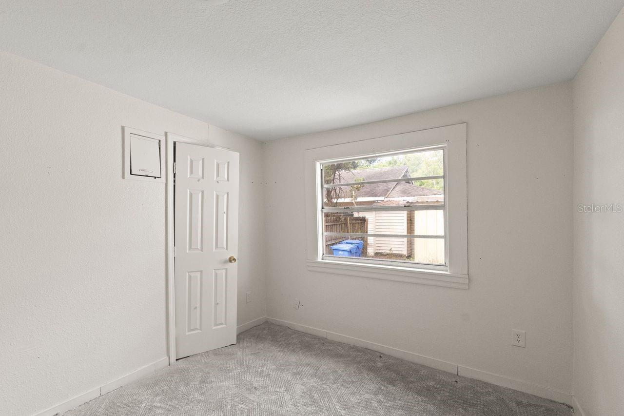 6808 NEW YORK DR, TAMPA, FL, 33619