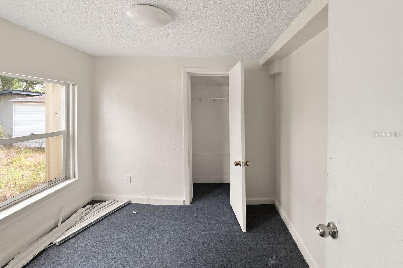 6808 NEW YORK DR, TAMPA, FL, 33619