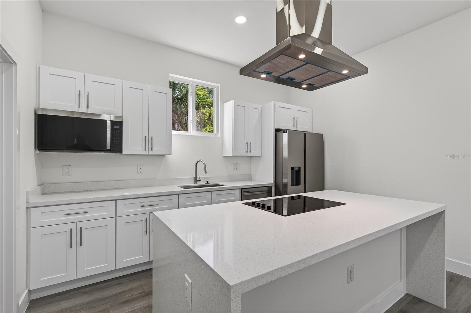 511 SWEETWATER DR, ROTONDA WEST, FL, 33947