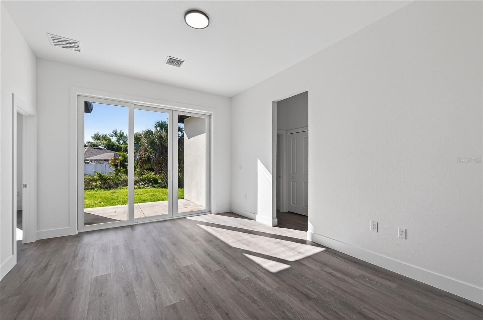 511 SWEETWATER DR, ROTONDA WEST, FL, 33947