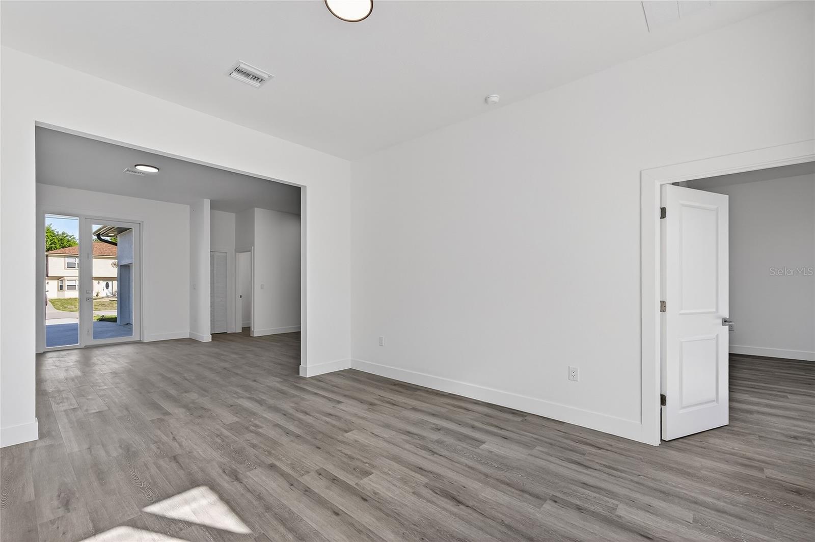 511 SWEETWATER DR, ROTONDA WEST, FL, 33947