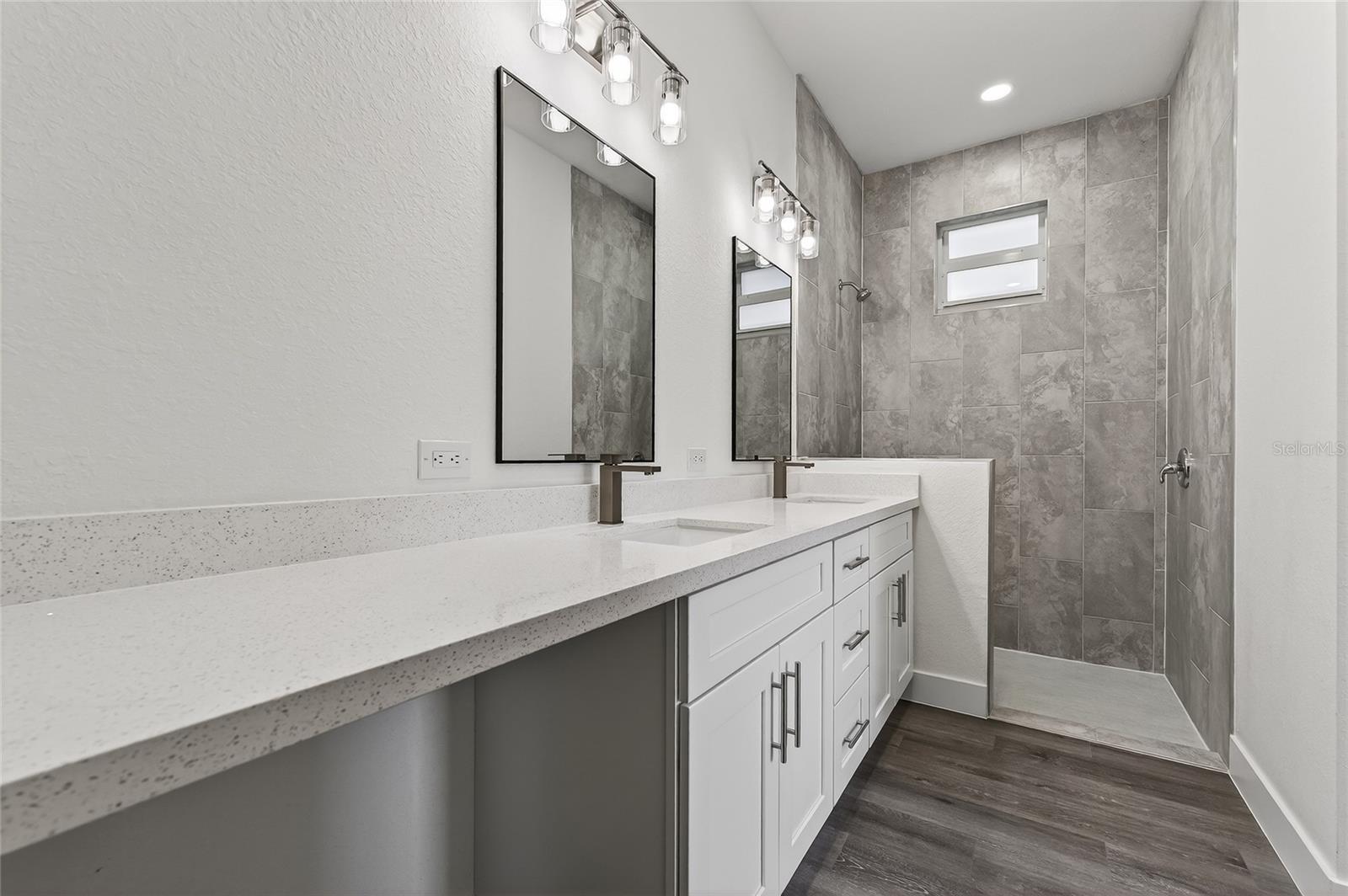 511 SWEETWATER DR, ROTONDA WEST, FL, 33947