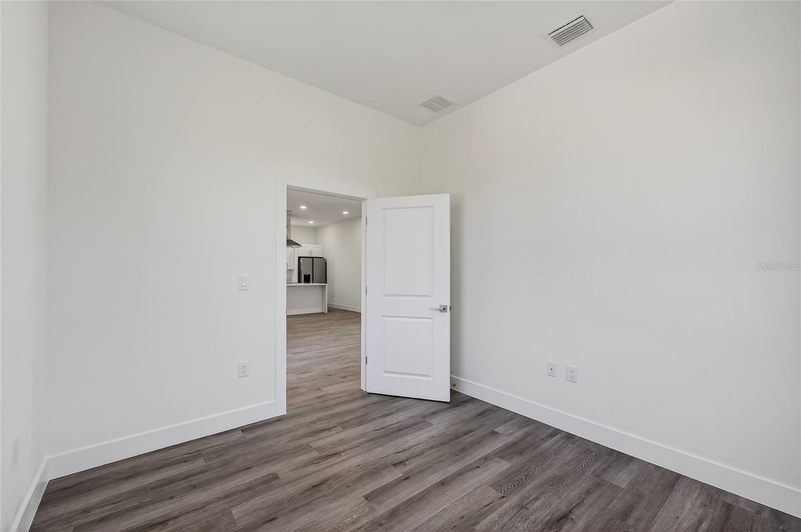 511 SWEETWATER DR, ROTONDA WEST, FL, 33947