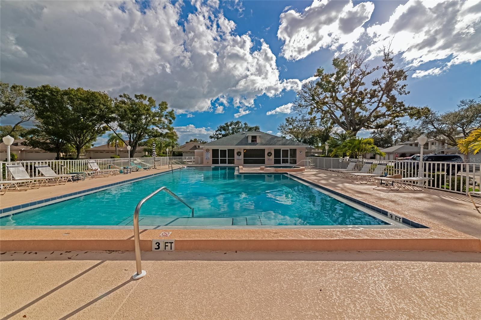 4206 CADDIE DR E #201, BRADENTON, FL, 34203