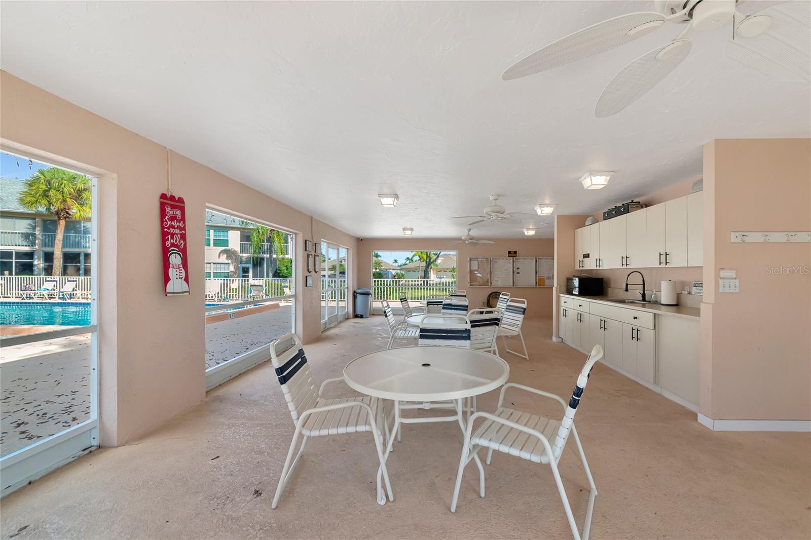 4206 CADDIE DR E #201, BRADENTON, FL, 34203