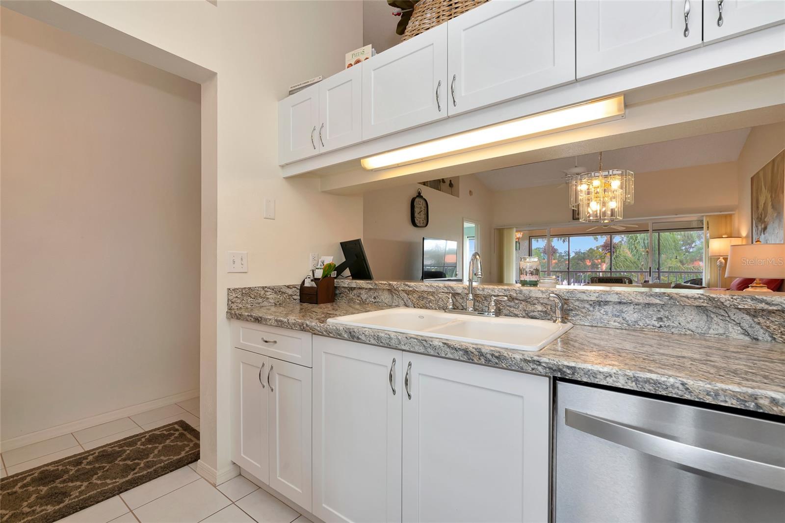 4206 CADDIE DR E #201, BRADENTON, FL, 34203