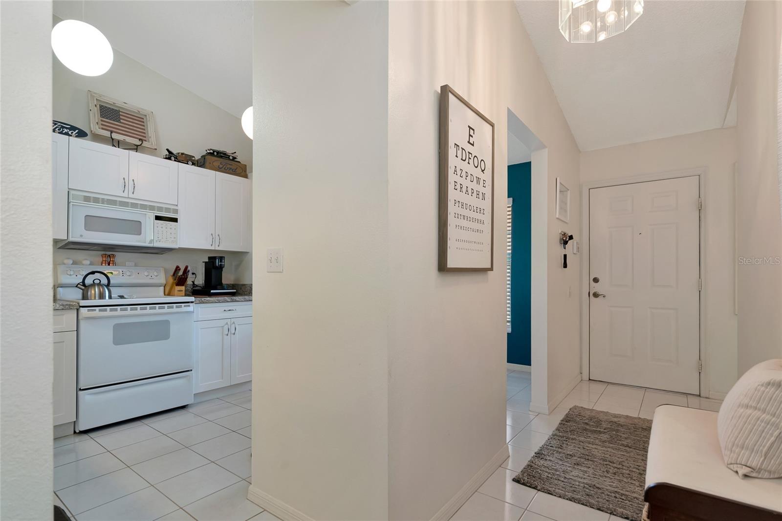 4206 CADDIE DR E #201, BRADENTON, FL, 34203