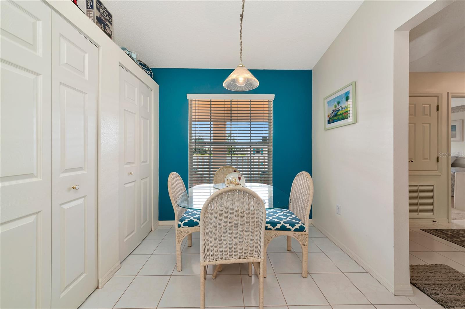 4206 CADDIE DR E #201, BRADENTON, FL, 34203