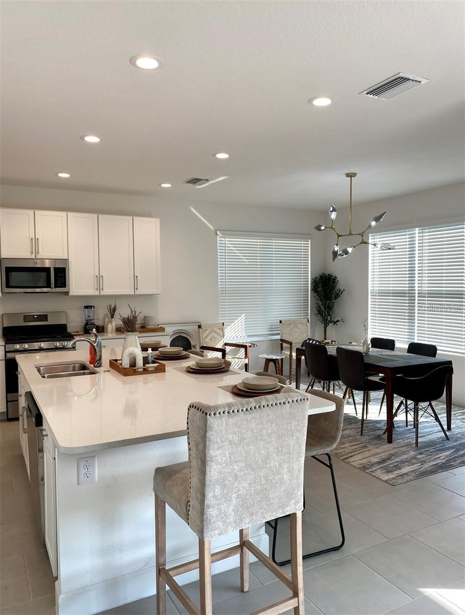 3101 HOLLOW HICKORY PL, WESLEY CHAPEL, FL, 33543